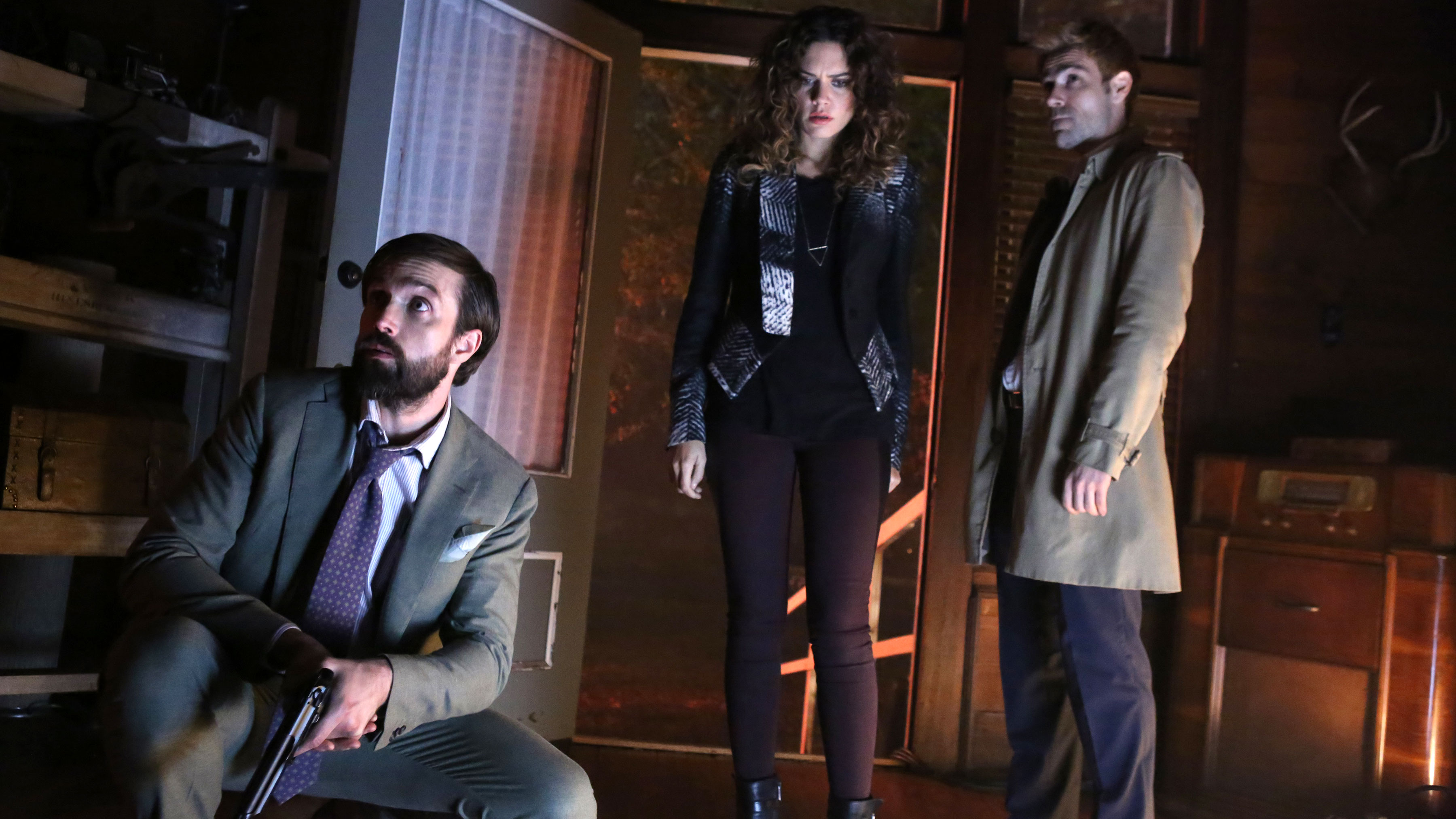 [Review] - Constantine Season 1 Finale, Episode 13, "Waiting for the Man"