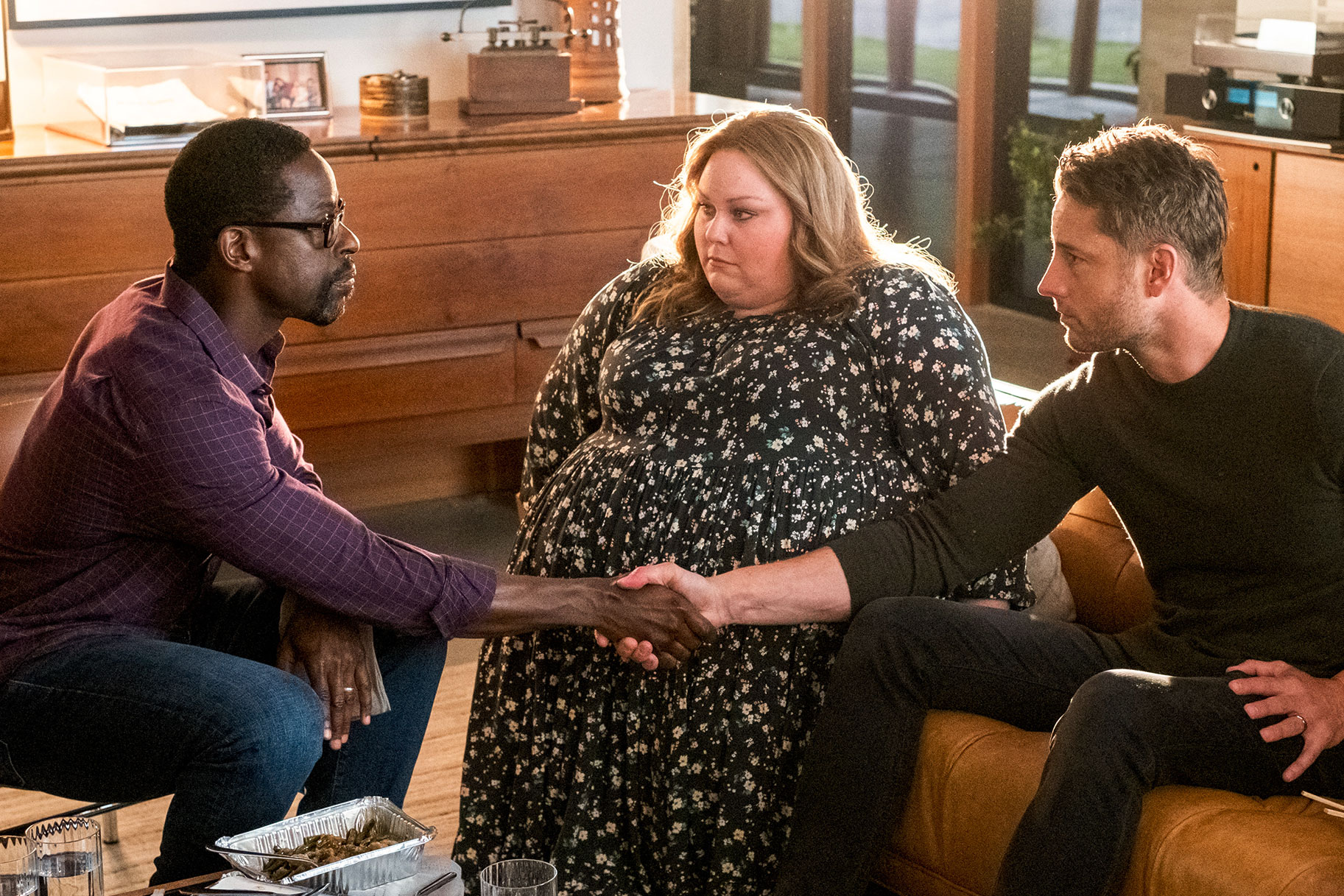 Randall, Kate, And Kevin having a conversation