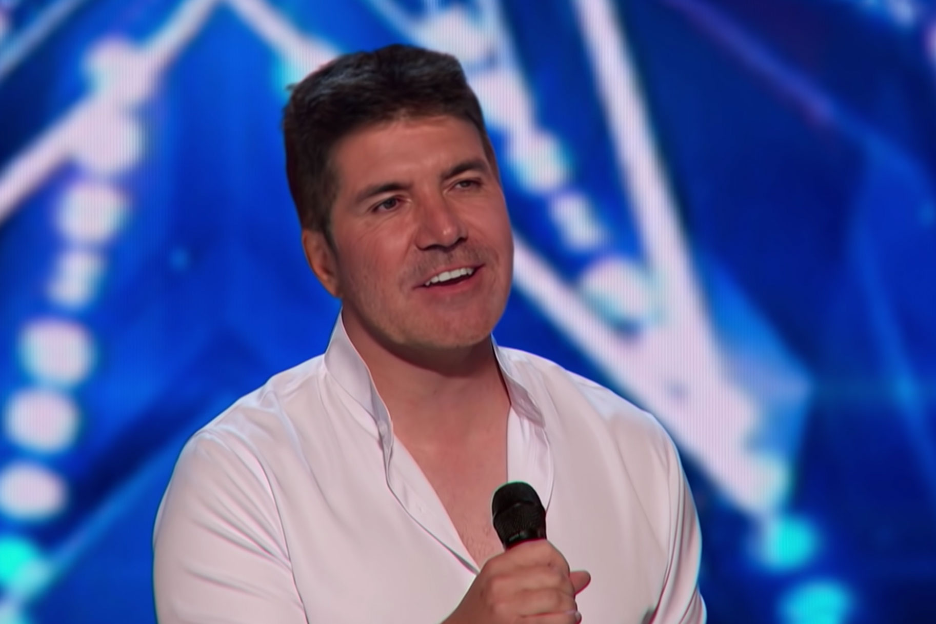AGT 2022 See the Judges' Reactions to 'Simon Cowell' Singing NBC Insider