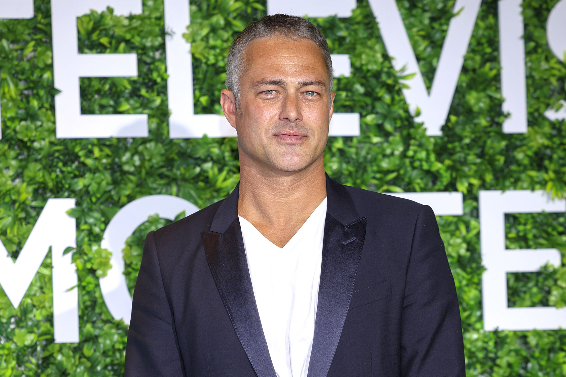 Taylor Kinney attends The "Chicago Med" Photocall