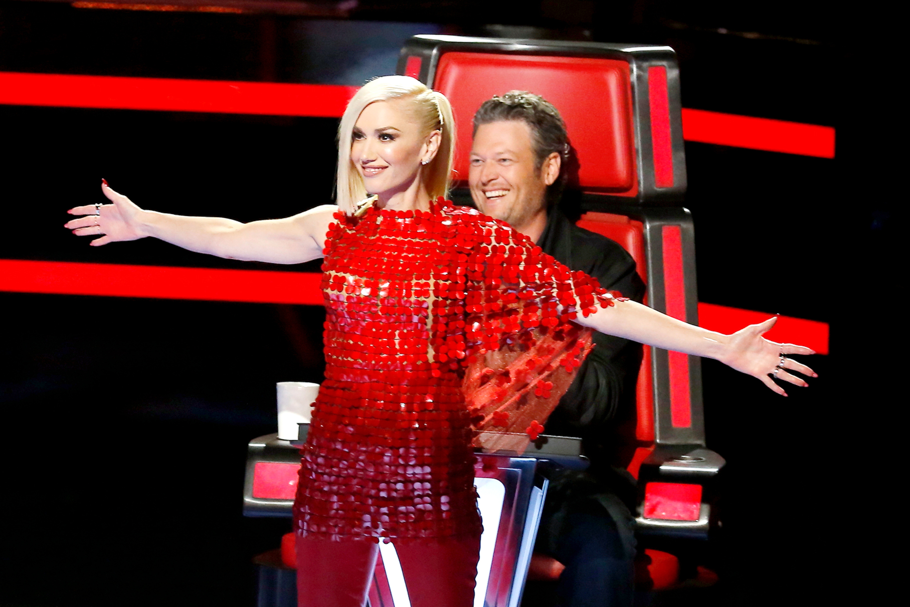 Gwen Stefani and Blake Shelton on The Voice in 2015