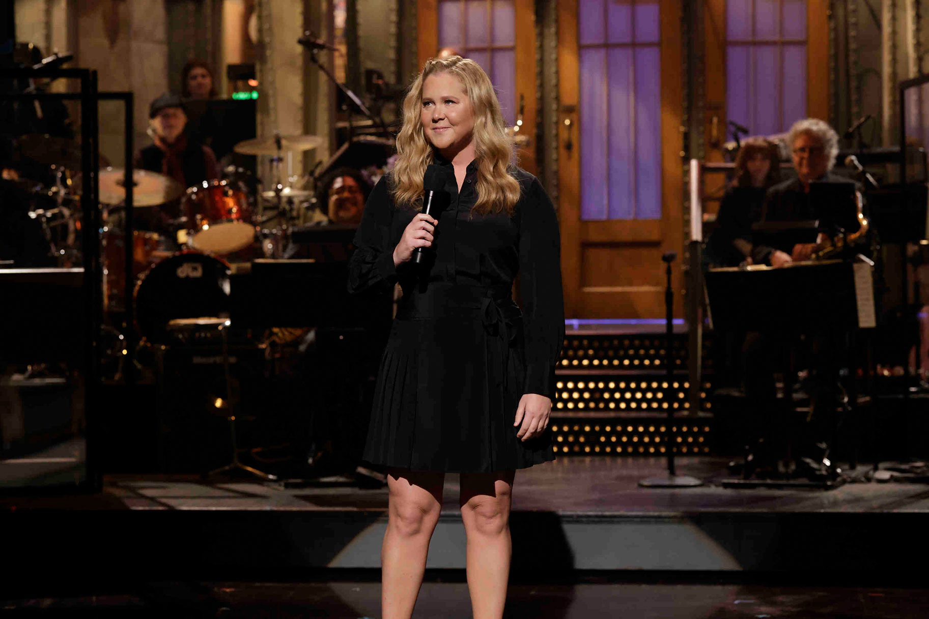 Watch Highlights From Amy Schumer's 2022 SNL Episode