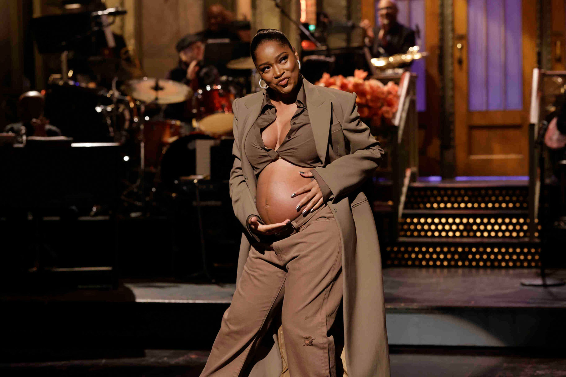 Keke Palmer Announces Pregnancy on SNL | NBC Insider