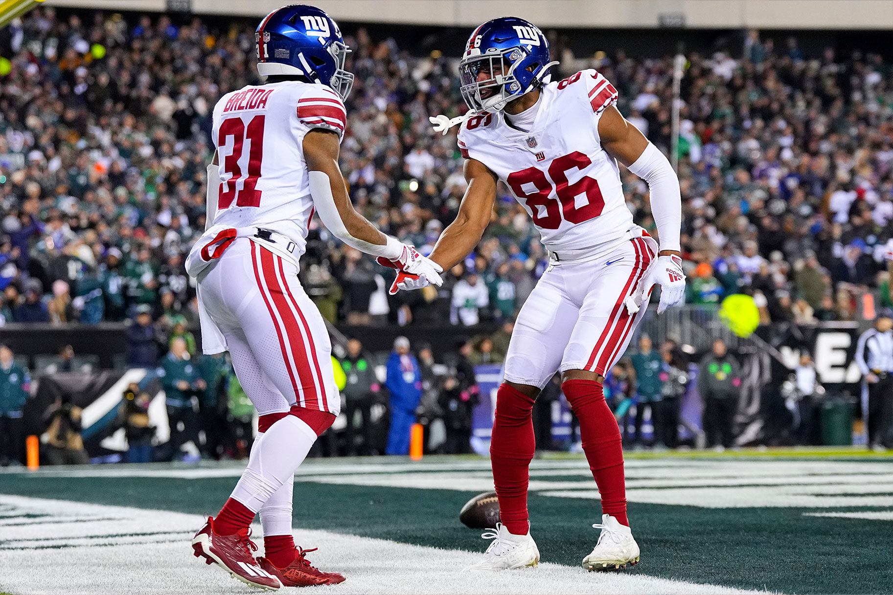 How to Stream the Sunday Night Football Giants vs. Cowboys Game Live - Week  1