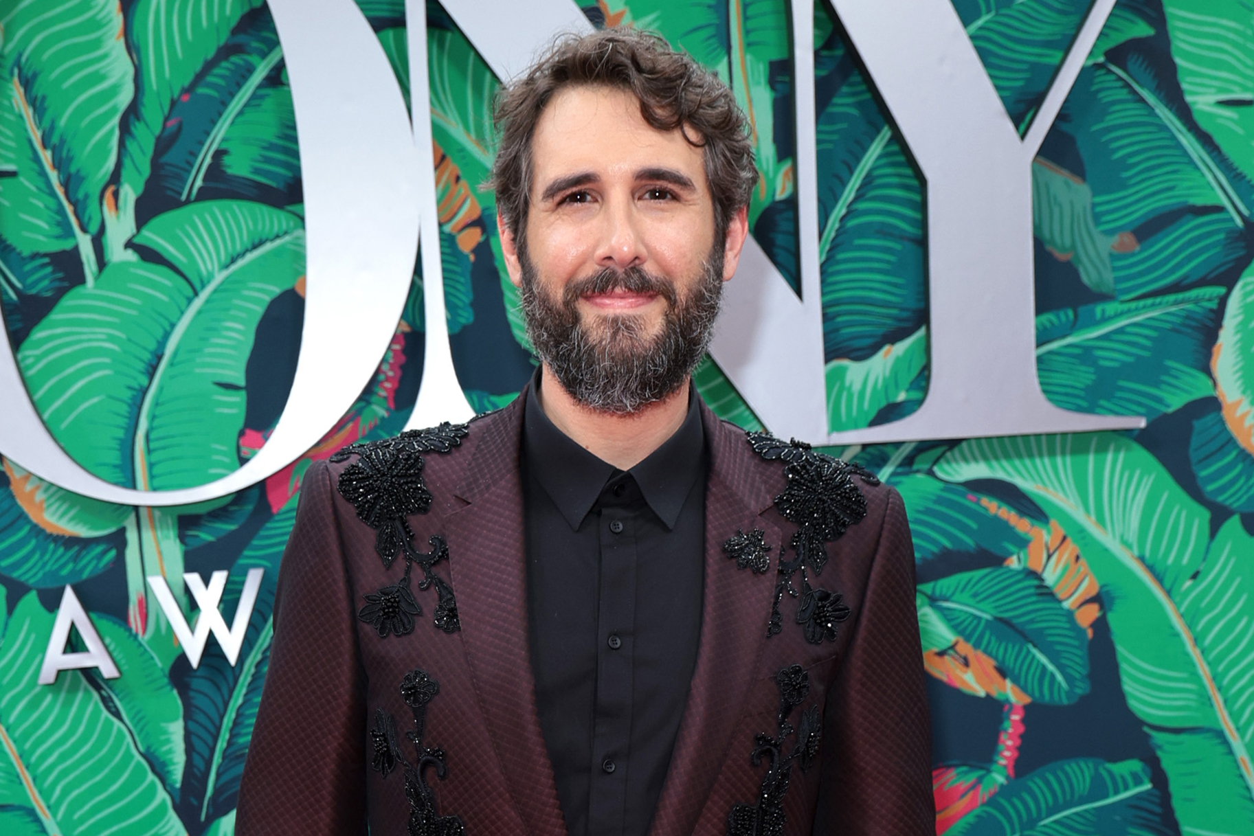 Josh Groban Christmas Music: Album, Songs, Where to Listen | NBC Insider