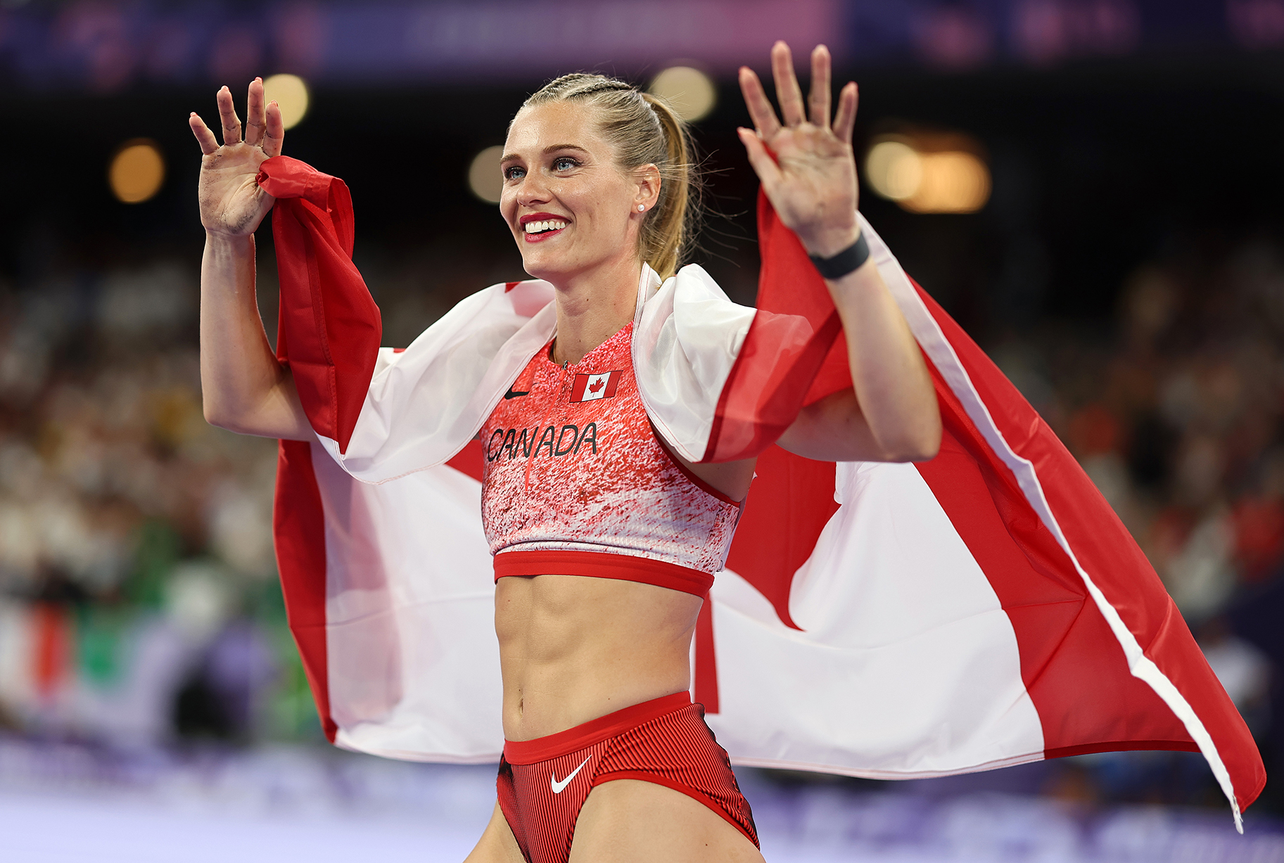 Alysha Newman bailó twerking para celebrar su victoria en salto con