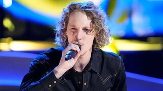 The Voice': Watch Jacquie Roar Ace The Playoffs
