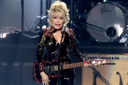 Dolly Parton to release a rock album