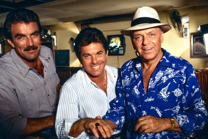 Tom Selleck, Larry Manetti, and Frank Sinatra on the set of Magnum, P.I.