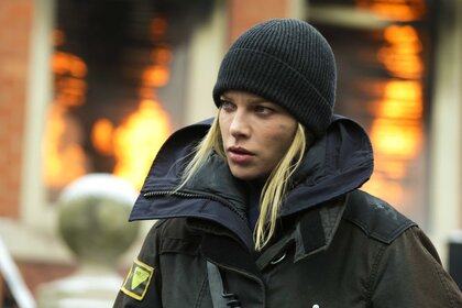 Leslie Shay (Lauren German) in a scene from Chicago Fire.