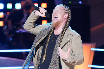 Huntley performs on the voice season 24 episode 13