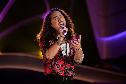 Ryan Argast performs during Season 25 Episode 1 of The Voice