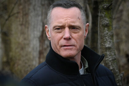 Hank Voight (Jason Beghe) appears in Season 11 Episode 7 of Chicago P.D.