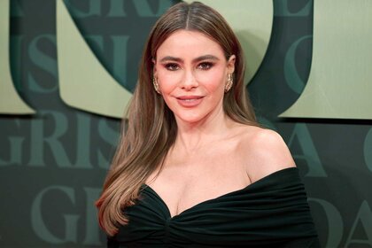 Sofia Vergara wears a off the shoulder dress at the the 'Griselda' premiere