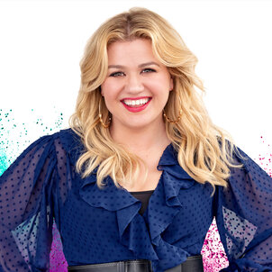 Watch Kelly Clarkson Sing Her Hit, 'Underneath the Tree' | NBC Insider