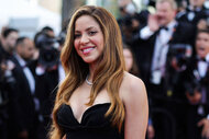 Shakira arriving on the red carpet for the screening of the film "Elvis"