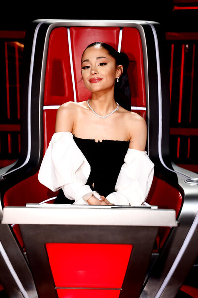 The Voice Ariana Grande Fashion 2118