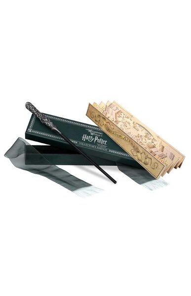 A Wizarding World Collectors Wand that's out of the packaging.