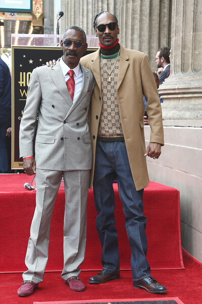 Snoop Dogg and his Vernell Varnado at Snoop Dogg's hollywood walk of fame ceremony
