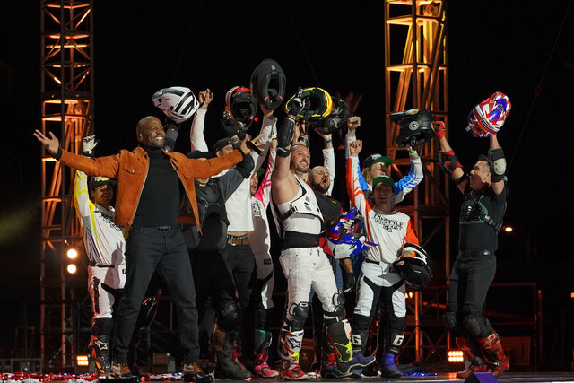 Agt Extreme Finale Alfredo Silvas Cage Riders
