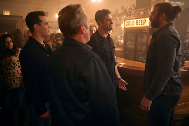 Gallo, Mouch, Carver and Nick on Chicago Fire