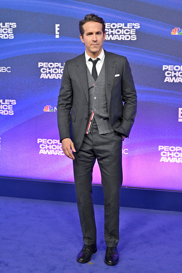 Ryan Reynolds attends the 2022 People Choice Awards