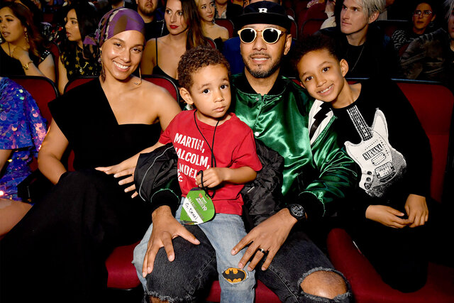 Alicia Keys with her two young sons and husband