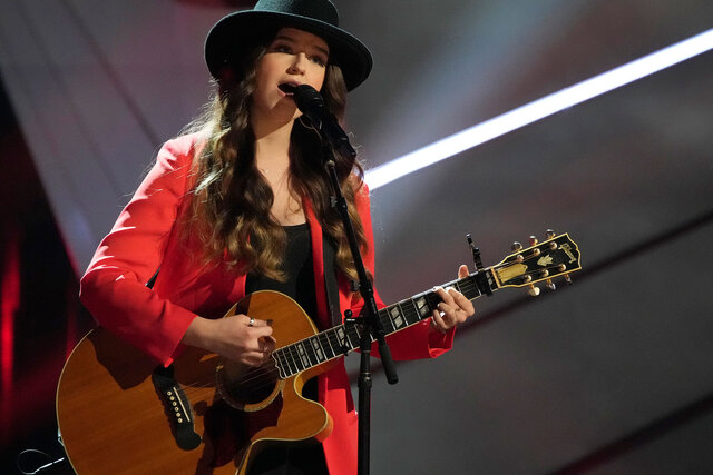 Grace West performing on 'The Voice'