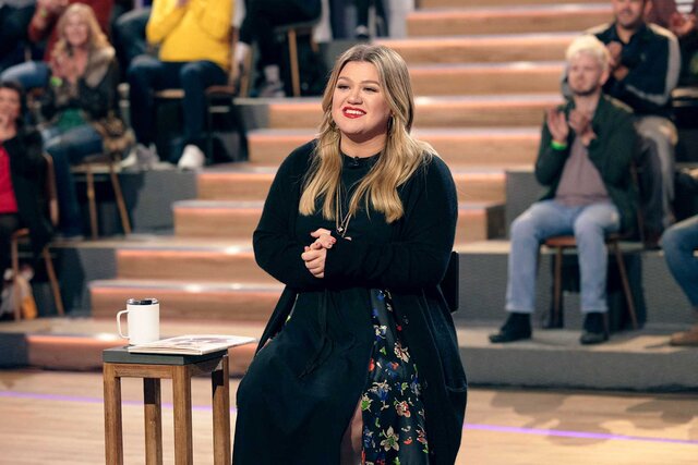 Kelly Clarkson appears on the Kelly Clarkson Show.