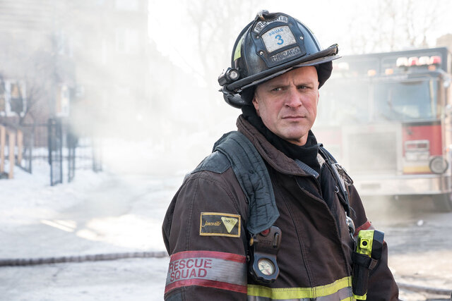 Randy Flagler as Capp in his uniform in front of a fire truck on epsiode 318 of Chicago Fire