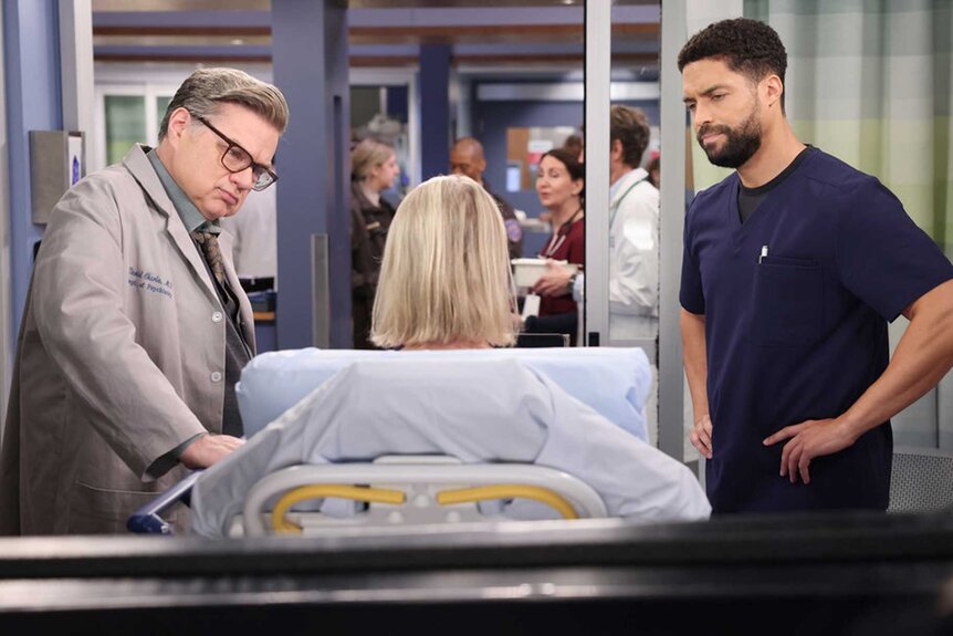 Daniel Charles (Oliver Platt), Janice (Jessica Tuck), and Loren Johnson (Henderson Wade) appear in Chicago Med.