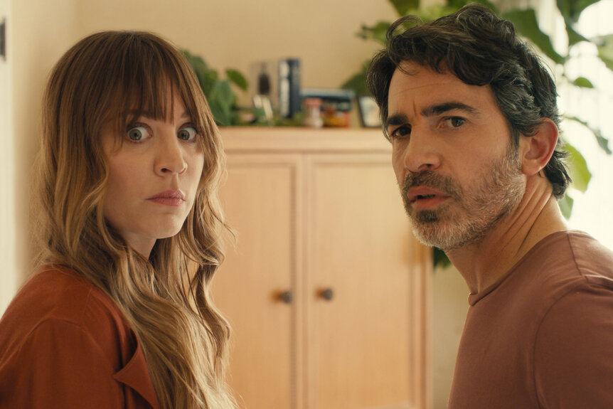 "The Great American Art Form" Episode 101 -- Pictured: (l-r)  Kaley Cuoco as Ava, Chris Messina as Nathan