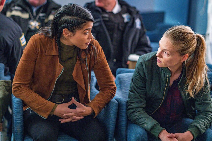 Vanessa Rojas (Lisseth Chavez) and Det. Hailey Upton (Tracy Spiridakos) appear in Chicago P.D.