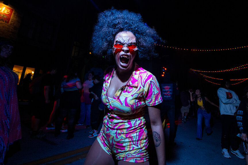 An Actor during Halloween Horror Nights 69 Summer Of Blood