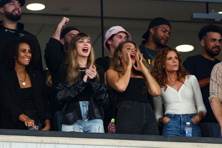 Taylor Swift, Blake Lively, Ryan Reynolds attend Travis Kelce game