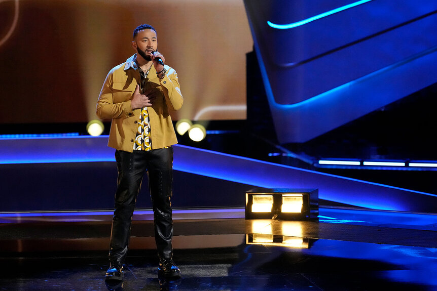 Talakai performs onstage during the Season 24 Episode 3 of The Voice