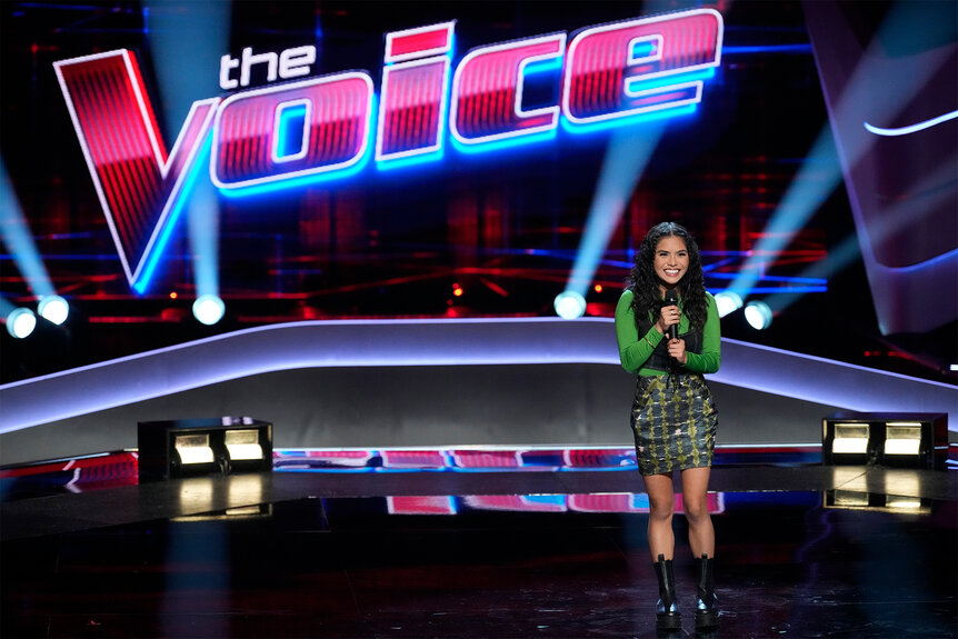 Kaylee Shimizu performs on the voice 2404