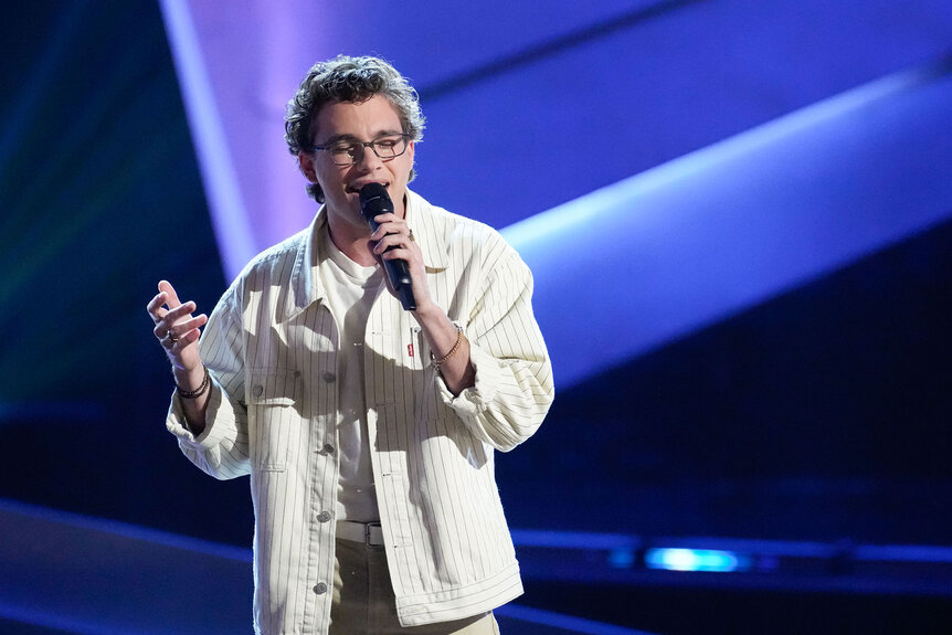 Eli Ward performs onstage during the Season 24 Episode 7 of The Voice