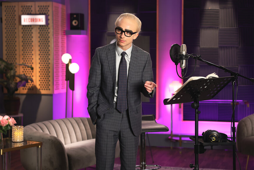 Timothee Chalamet as Martin Scorsese on Saturday Night Live Episode 1848
