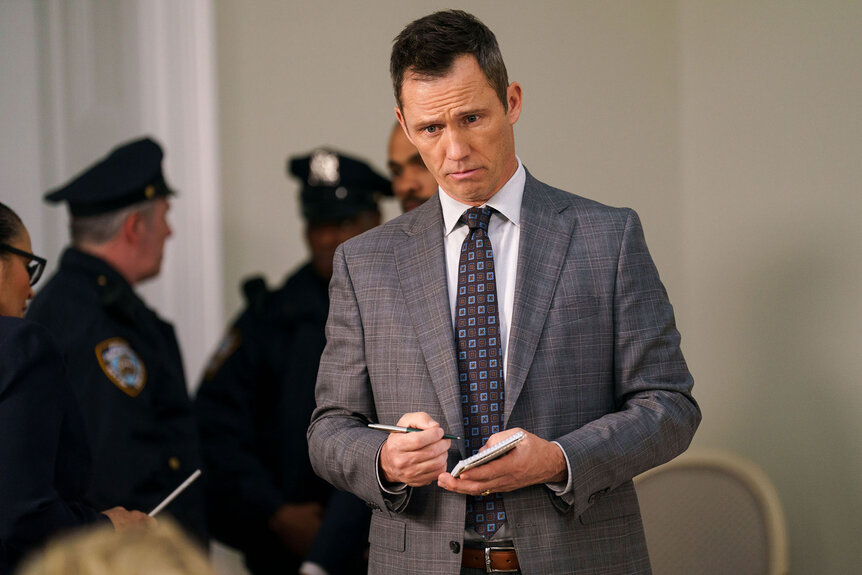 Detective Frank Cosgrove (Jeffrey Donovan) appears in Season 22 Episode 22 of Law & Order
