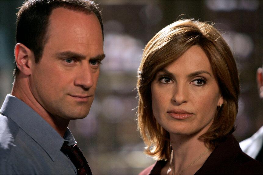 Detective Elliot Stabler (Christopher Meloni) and Detective Olivia Benson (Mariska Hargitay) appear Law & Order SVU