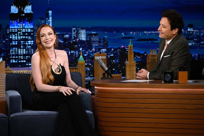 Lindsay Lohan on the tonight show starting jimmy fallon episode 1932