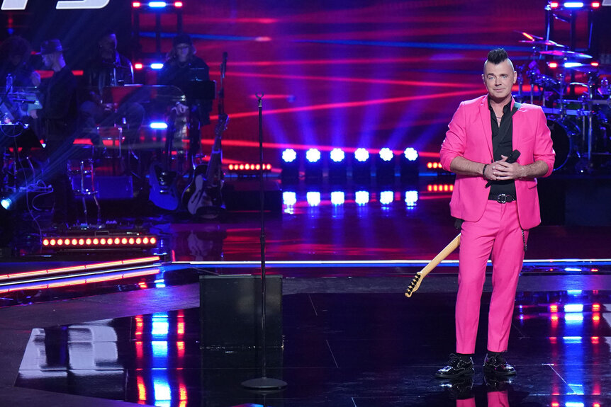 Bryan Olesen performing during The Voice Season 25 Episode 13