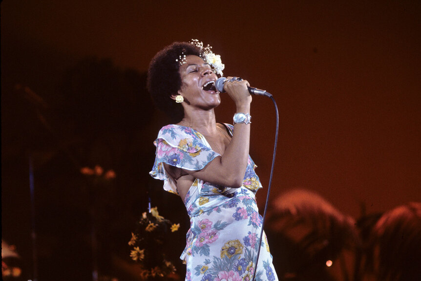 Minnie Riperton in concert on November 8, 1974