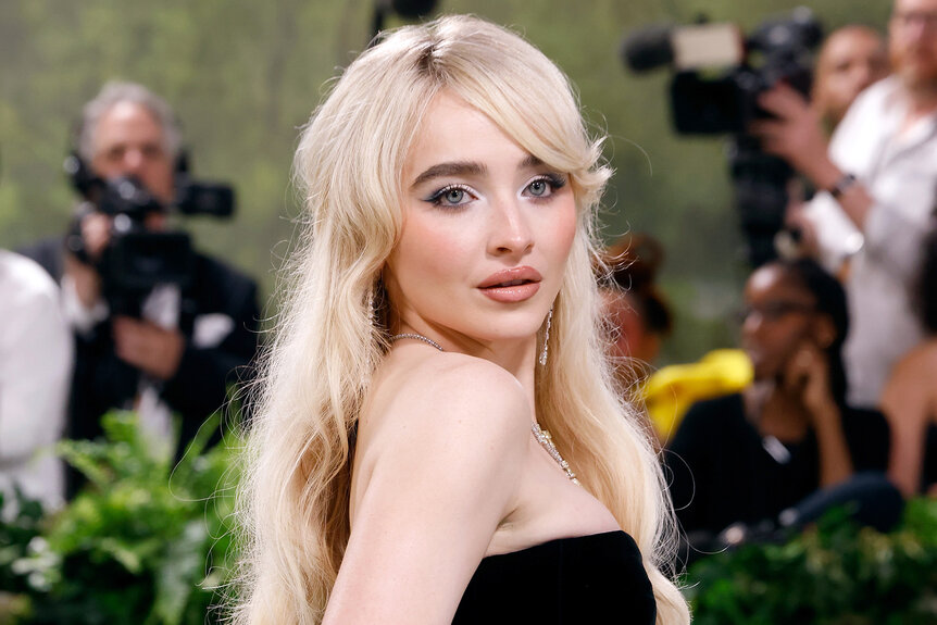 Sabrina Carpenter on the red carpet for the 2024 Met Gala
