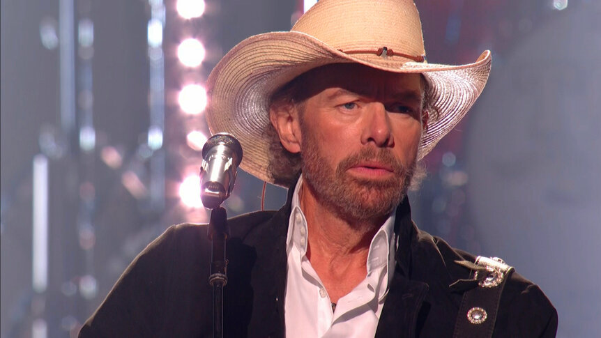 Toby Keith Performs "Don’t Let the Old Man In" at the 2023 People's Choice Country Awards | NBC