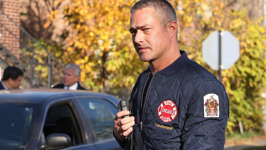 Severide Looks for Kidd, Carver and Pryma After Explosion | NBC’s Chicago Fire