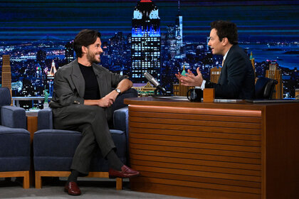 Jonathan Bailey during an interview with host Jimmy Fallon on The Tonight Show Episode 1972